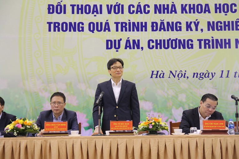 Phó Thủ tướng Vũ Đức Đam tham dự buổi Đối thoại với các nhà khoa học 3